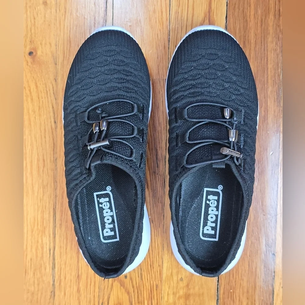 Propét Black Slip On Sneakers Size 5M